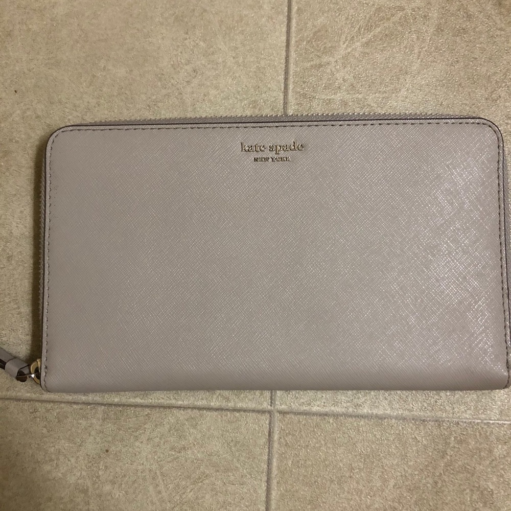 Kate Spade Cameron large travel wallet